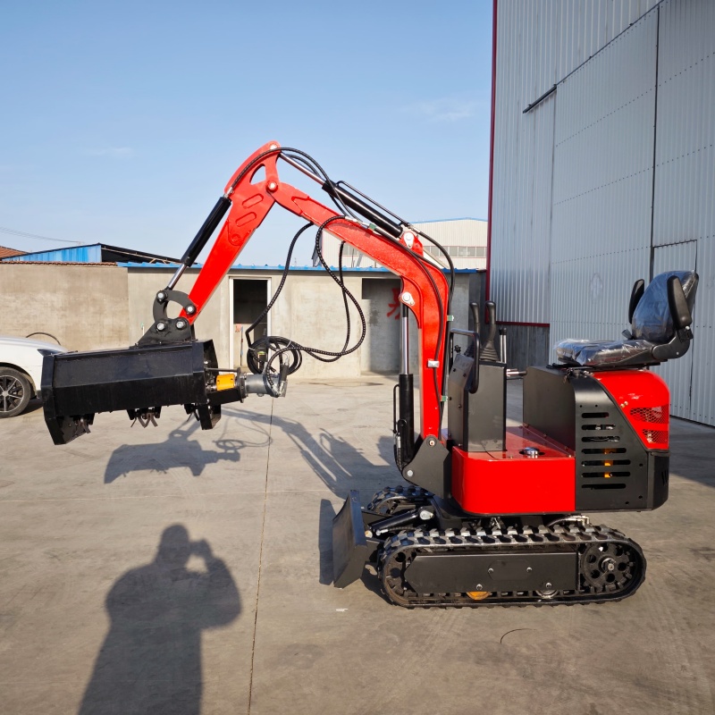 Mini excavator - grass crushing machine