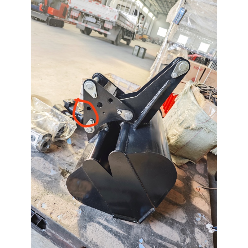 Mini excavator - mechanical shell opening and closing bucket
