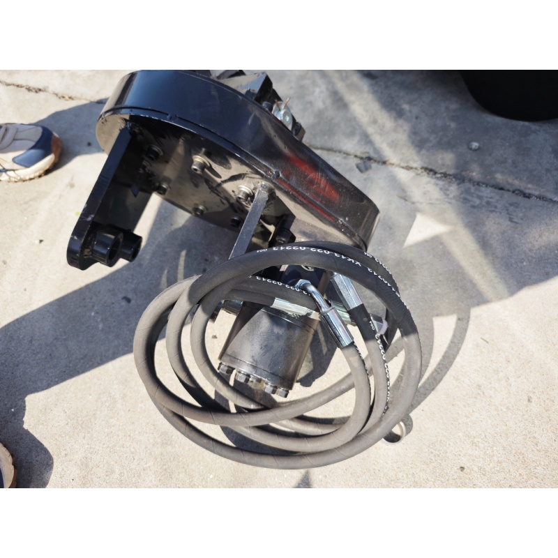 Mini excavator-hydraulic quick-change head