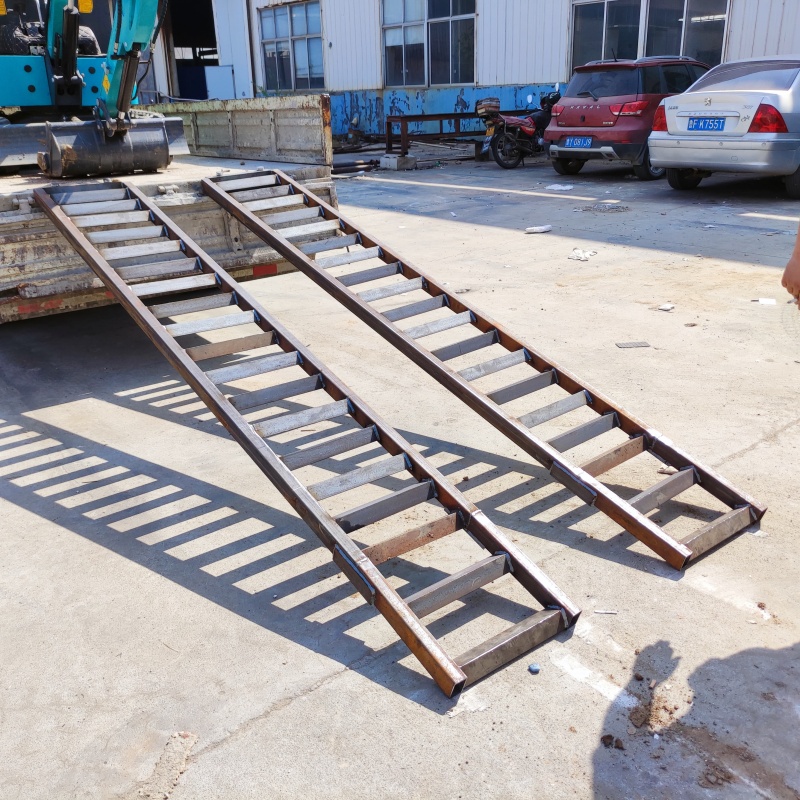 Mini excavator attachment – ladder