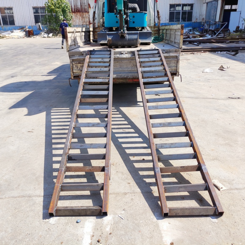 Mini excavator attachment – ladder