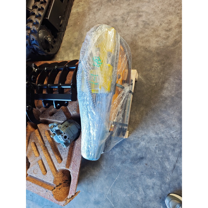 Track Excavator Attachment-Crusher Hammer