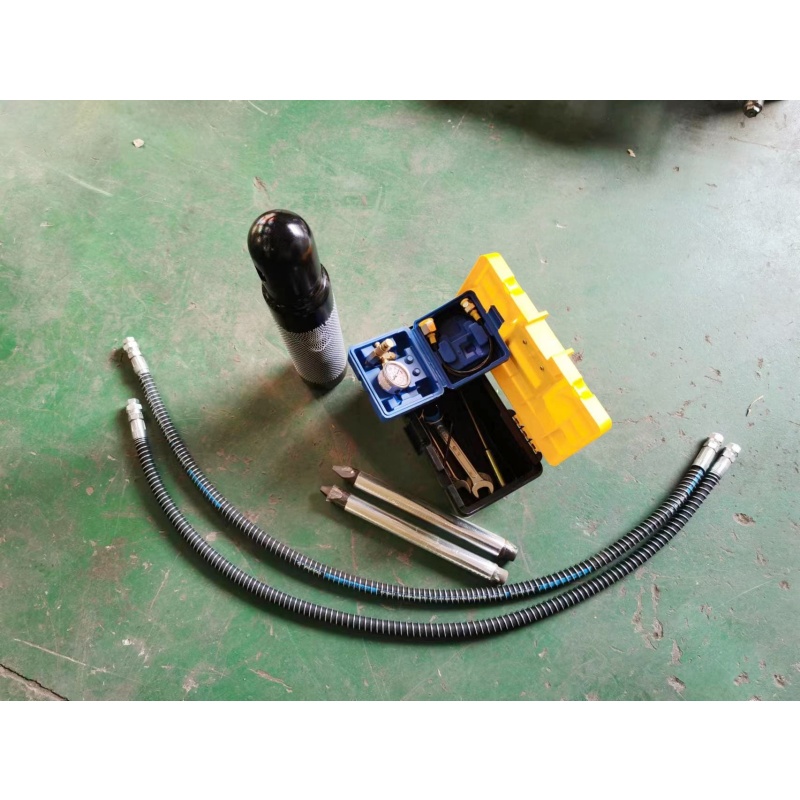 Compact Excavator-Crusher Hammer