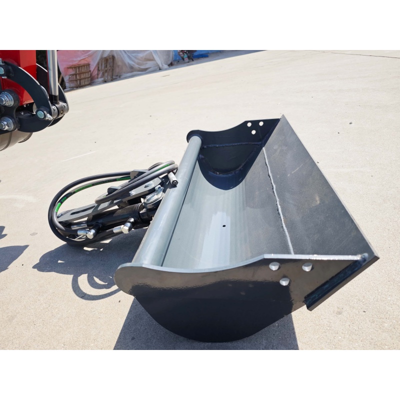 Small excavator attachment-tilting bucket