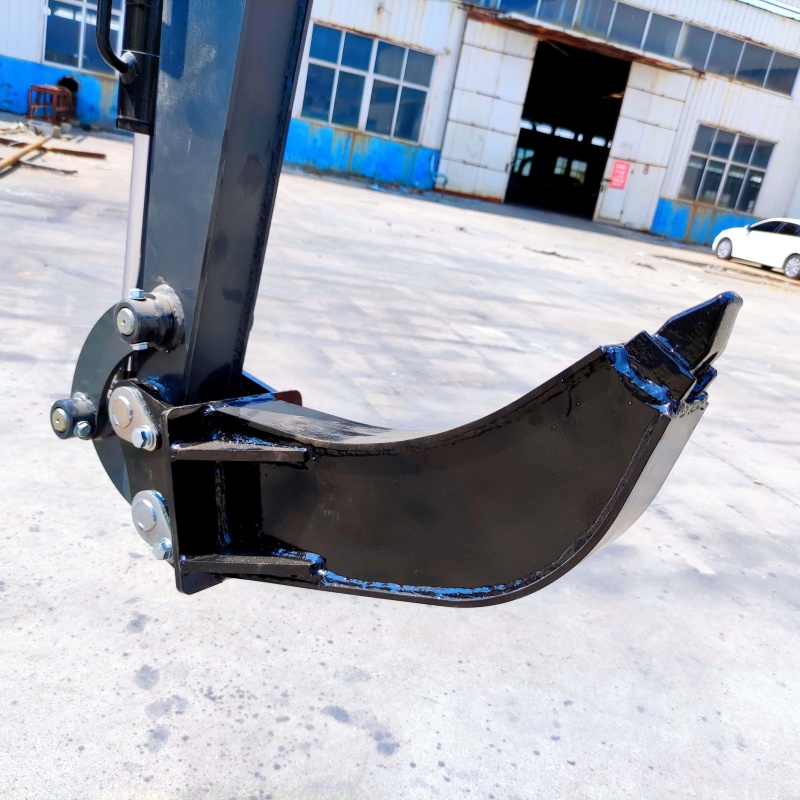 Mini excavator attachment – soil loosener