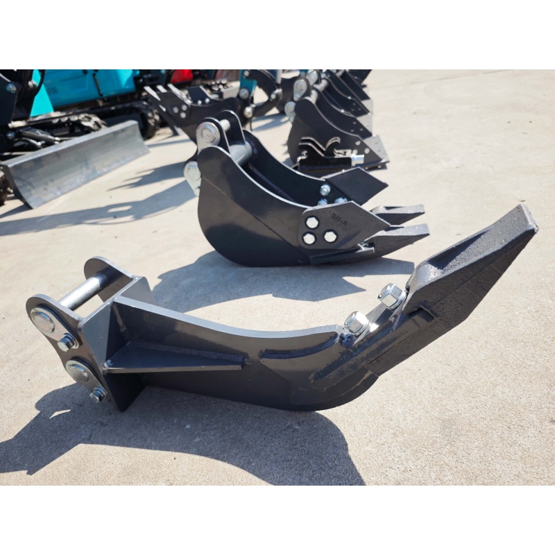 Mini excavator attachment – soil loosener