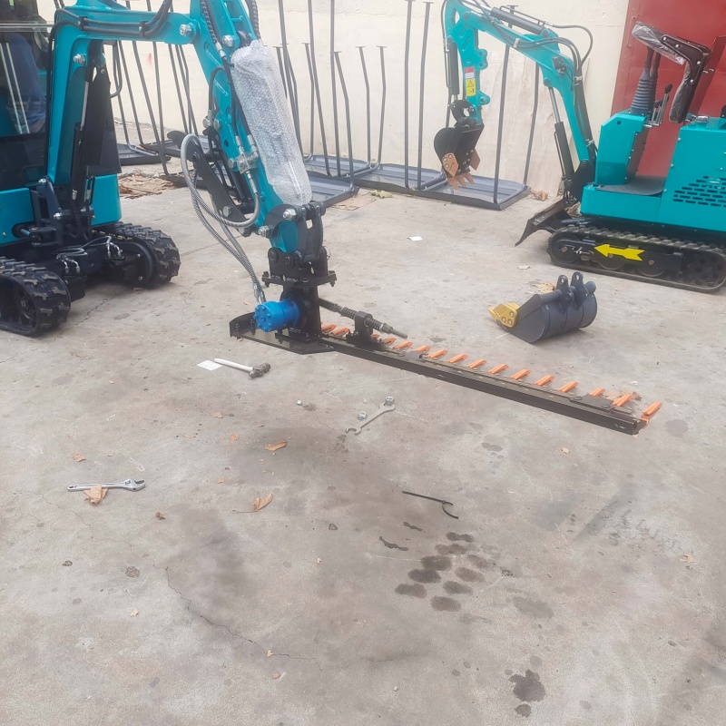 Mini Excavator Attachment – Hedge Pruner
