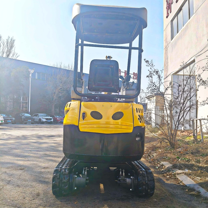 Small excavator for small-scale engineering projects