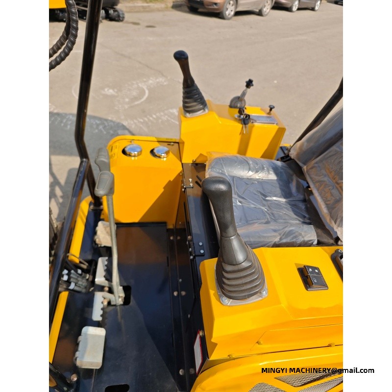 tracked mini excavator