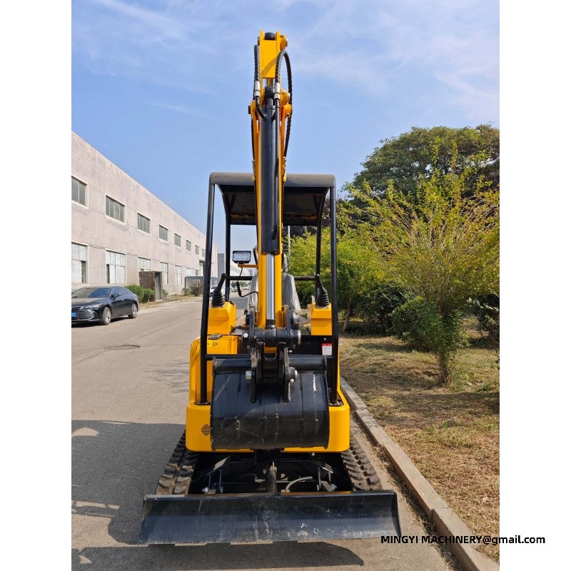 tracked mini excavator