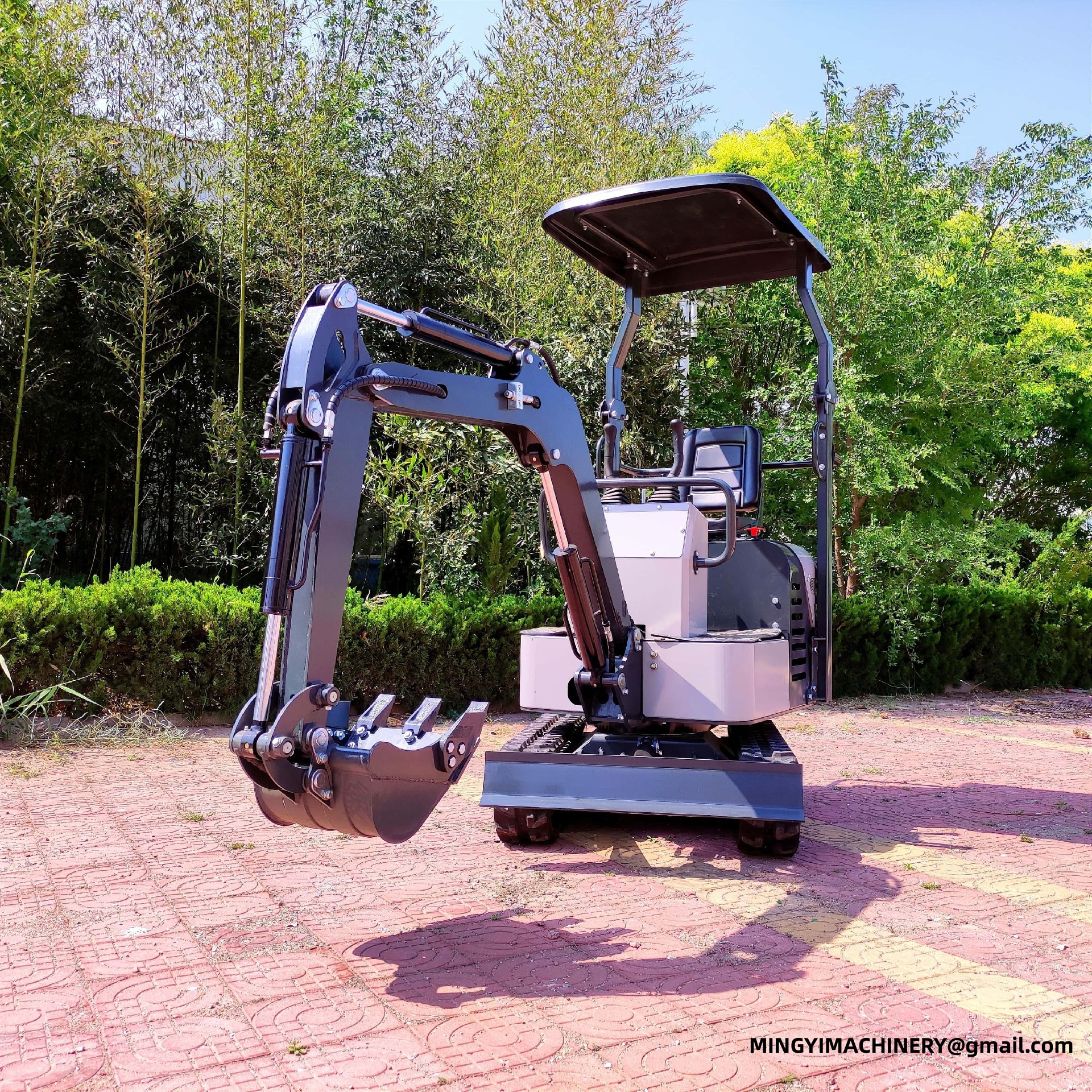 mini excavator for small projects
