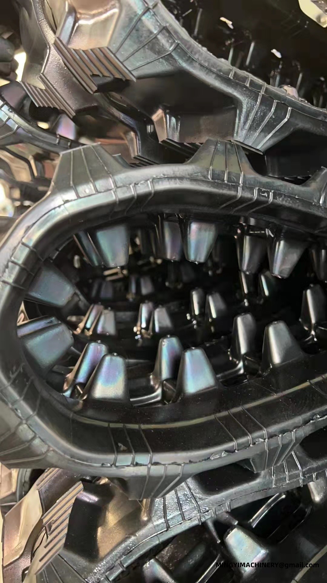 Steel Teeth of Tracked Excavator