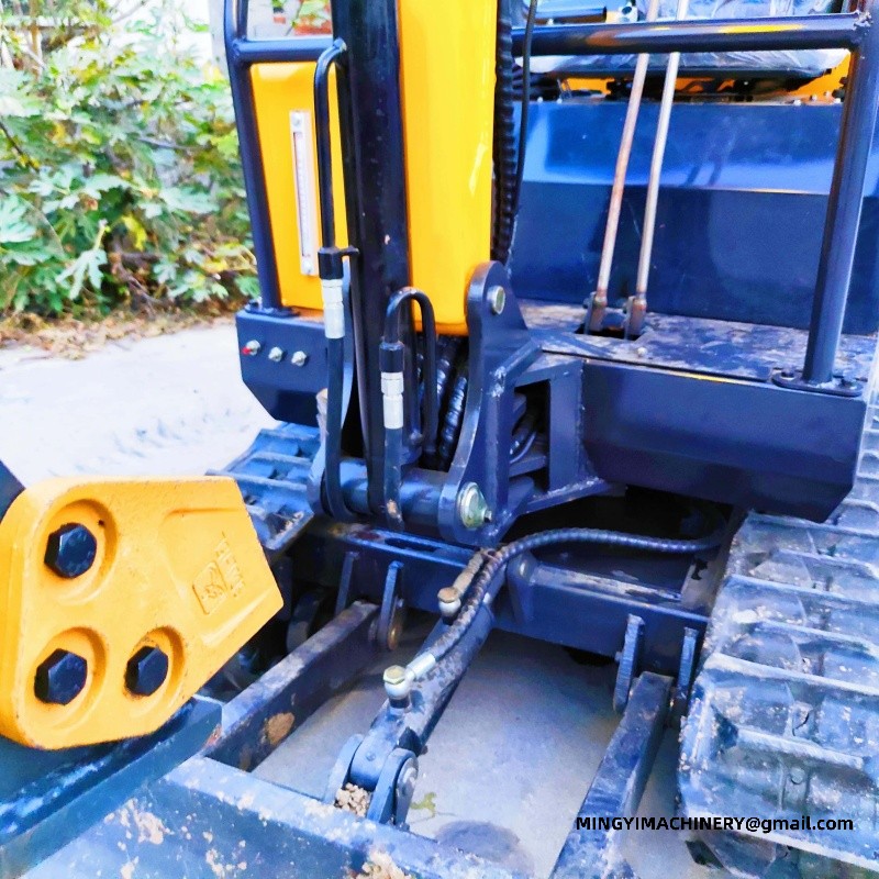 mini excavator for landscaping