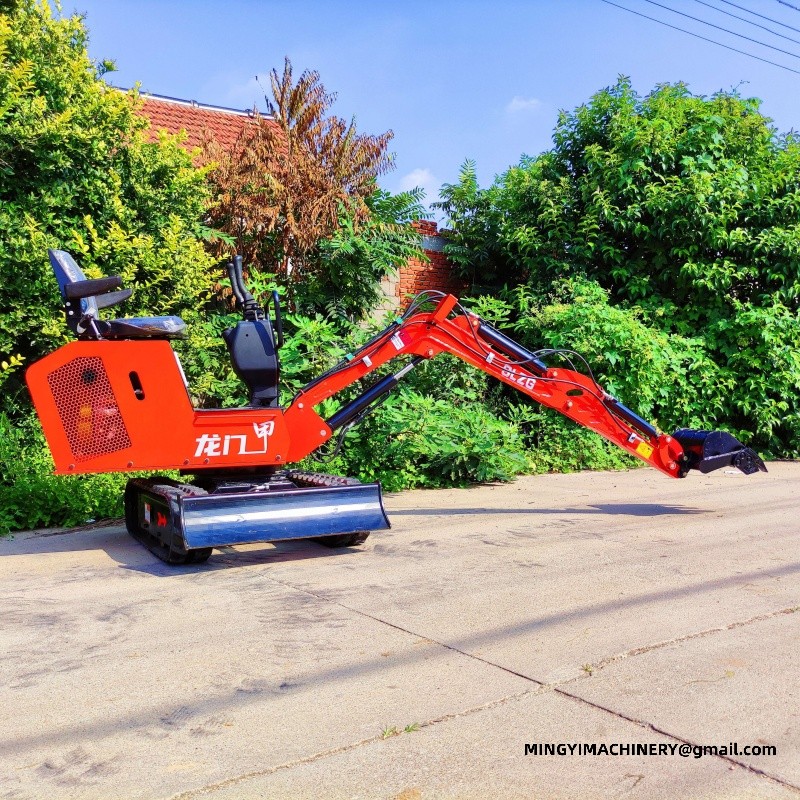 tracked mini excavator
