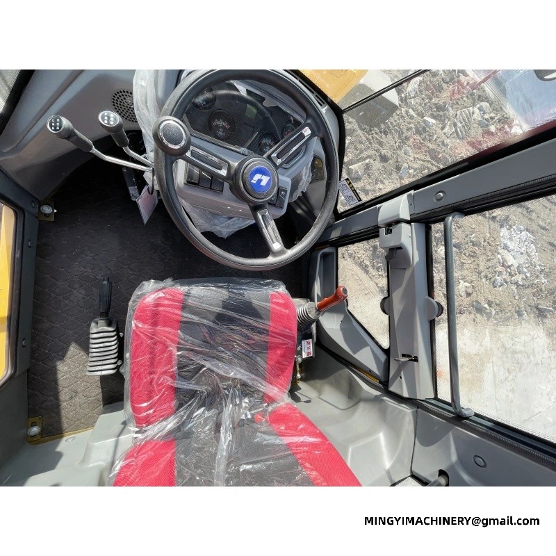 wheel loader manufacturer