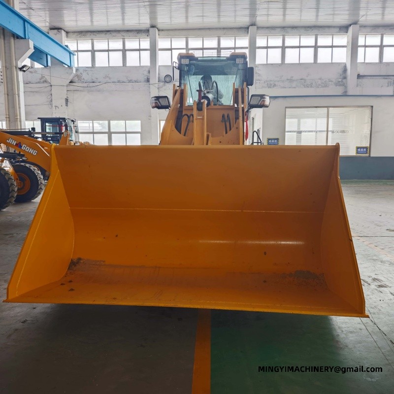 bucket loader machine