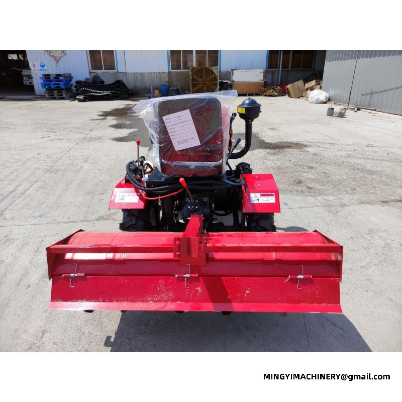 agricultural tractor