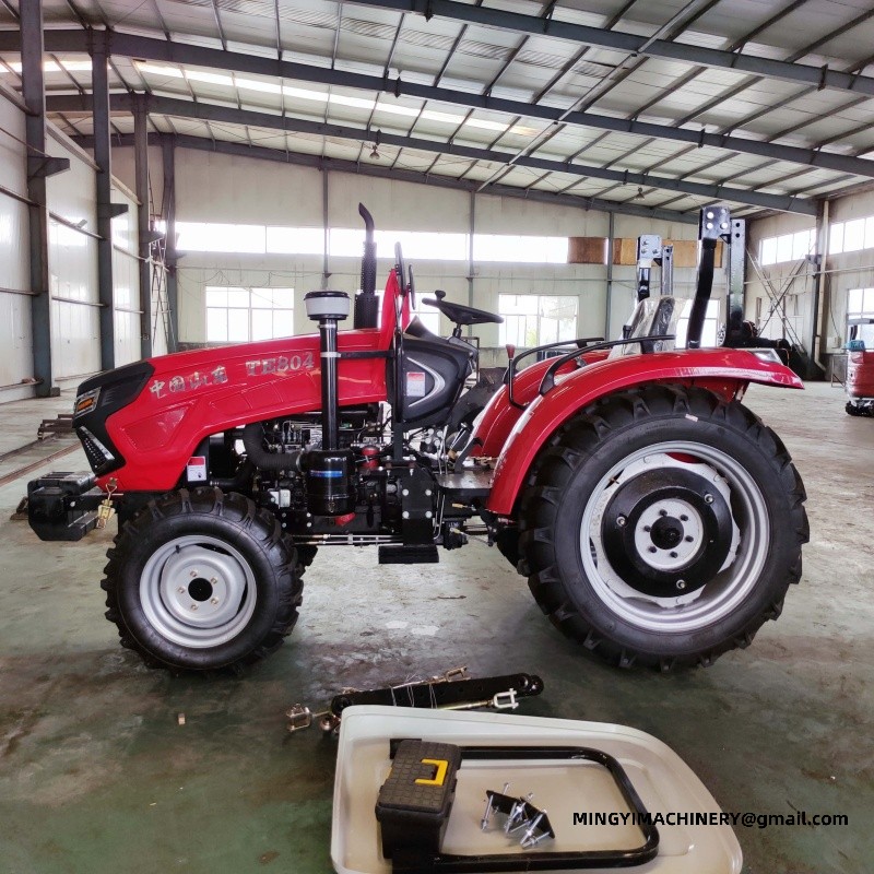 heavy duty agricultural tractor