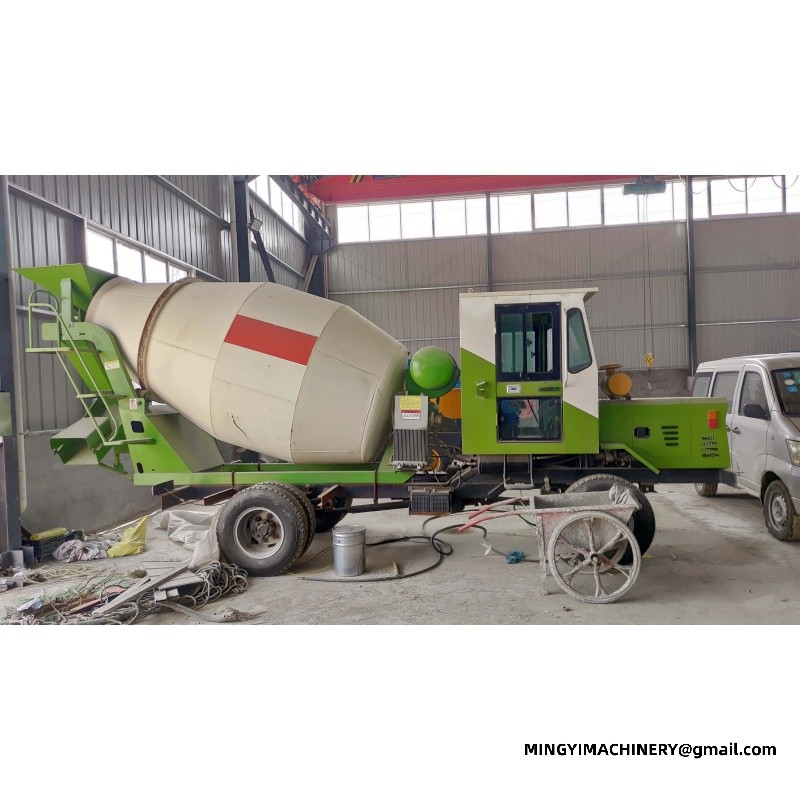 4x4 dump truck