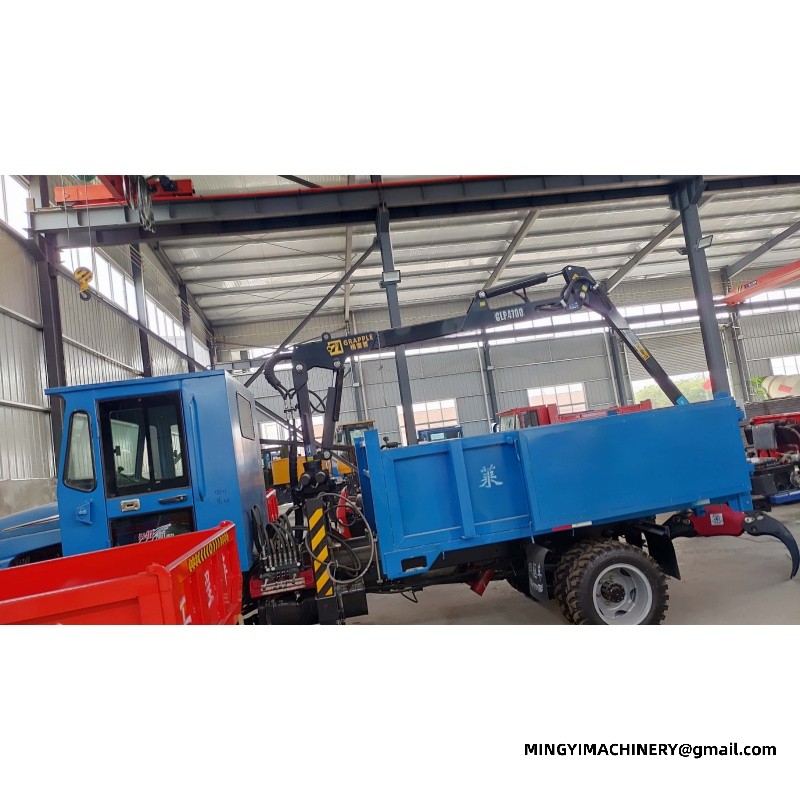 4x4 dump truck