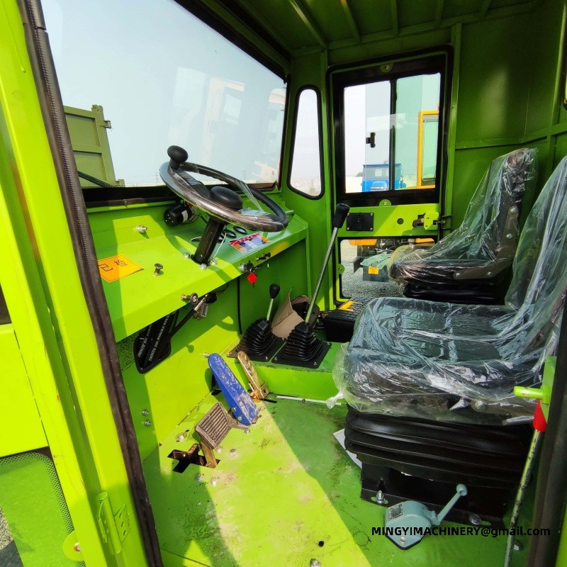 articulated dumper with crane
