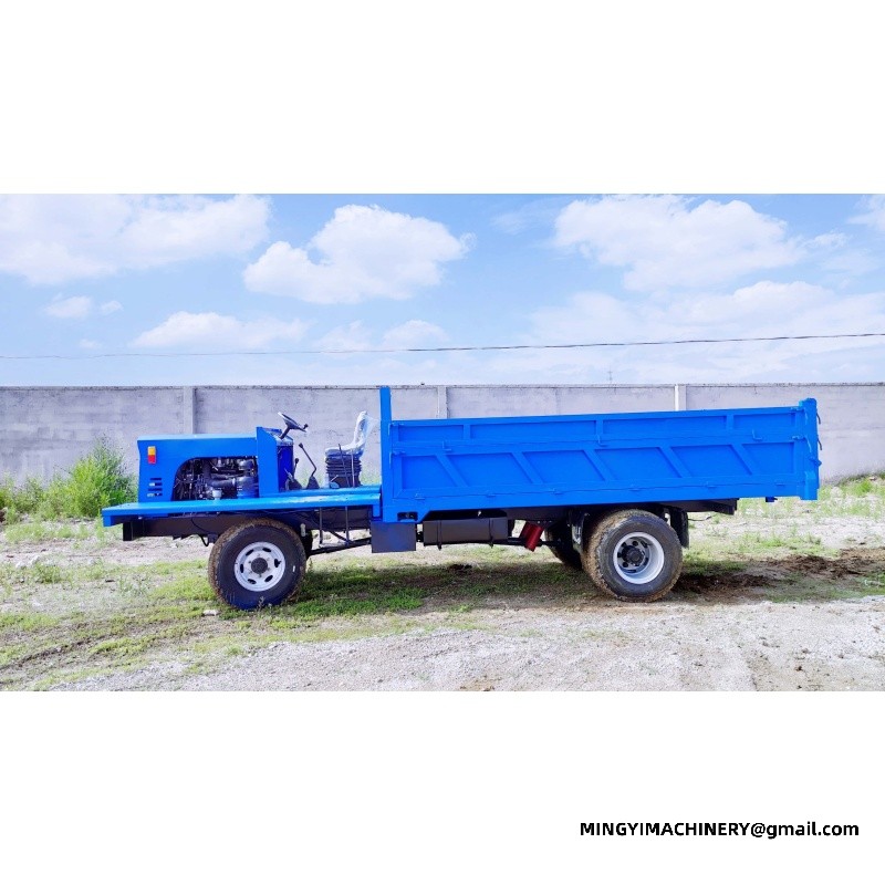4x4 cargo transporter with hydraulic tipper
