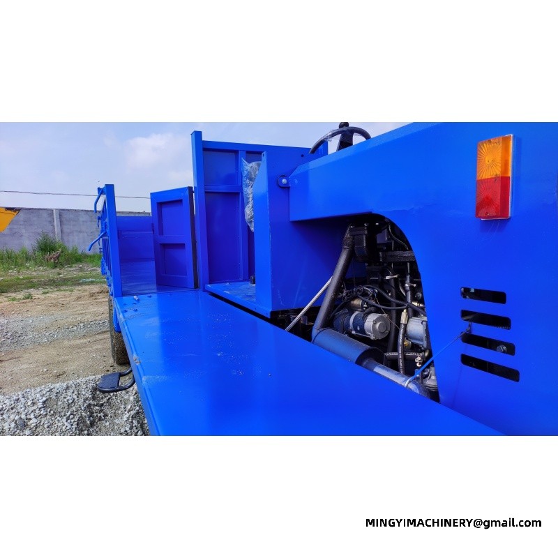 compact articulated dump truck