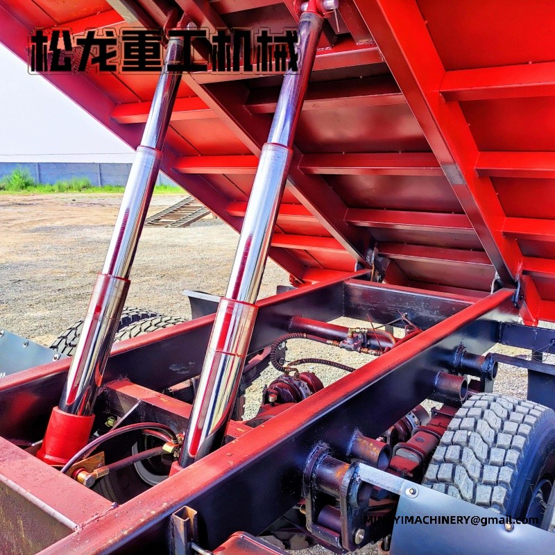 4WD dump truck