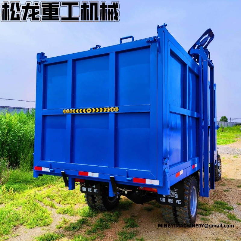 Four-wheel-drive garbage truck