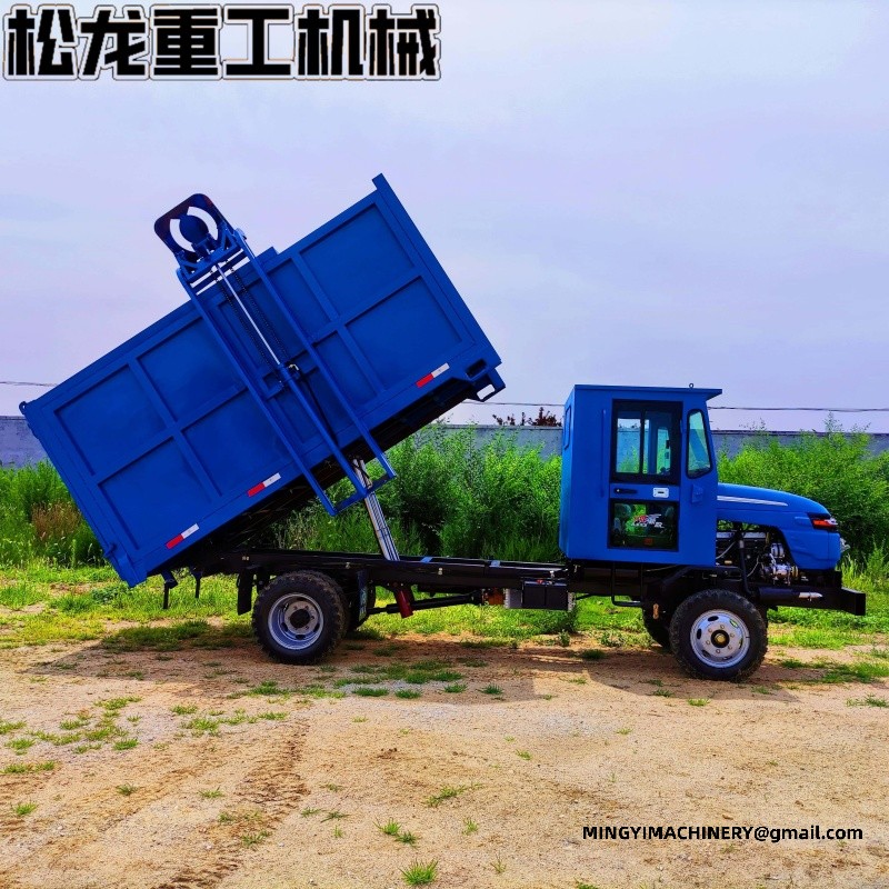 Four-wheel-drive garbage truck