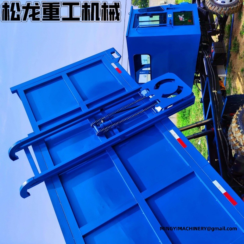 4x4 garbage truck