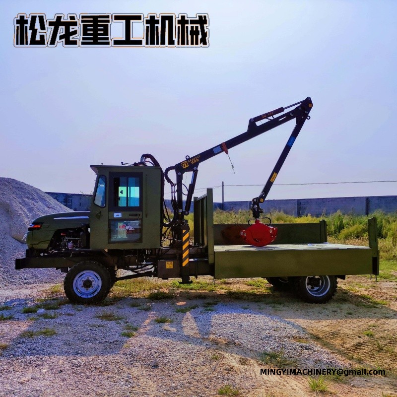 4WD forestry transport vehicle with log grab