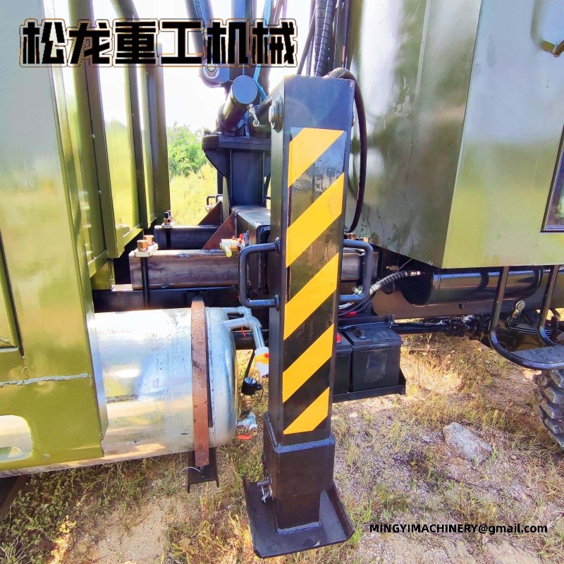 4x4 off road log loader truck
