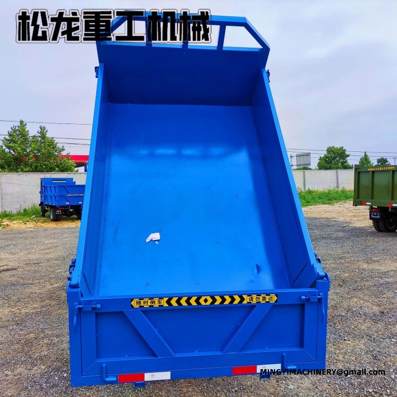 4x4 dump truck