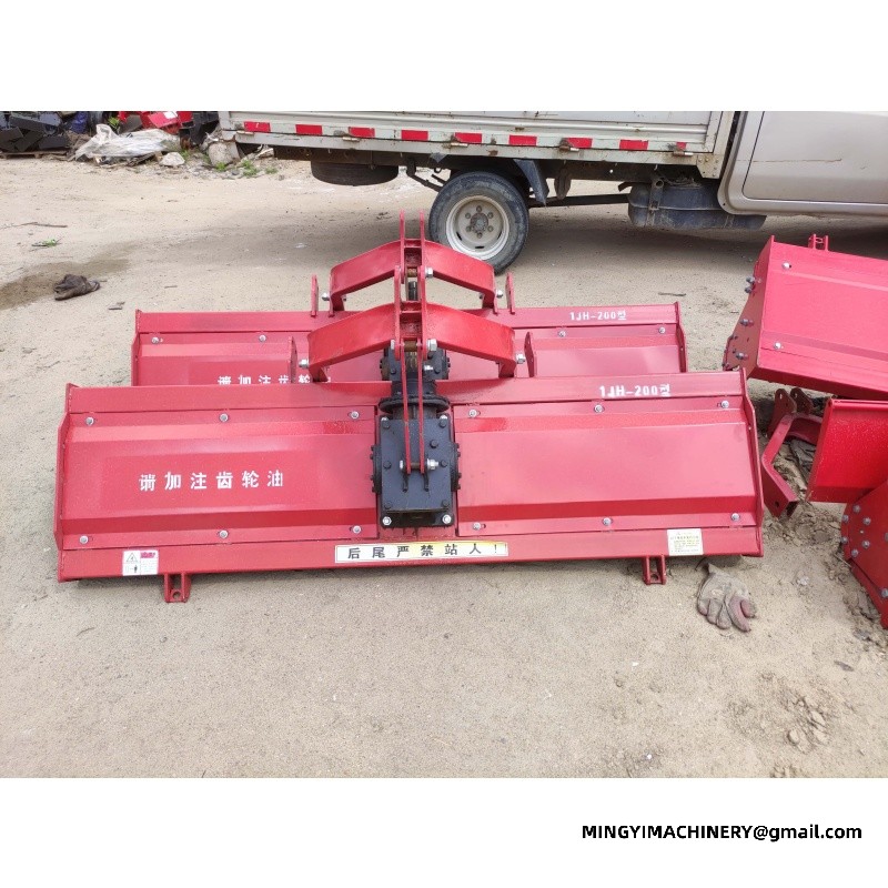 crawler tiller with ridger