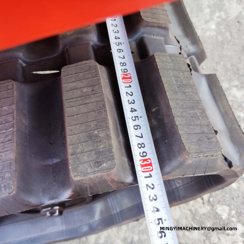 rubber track carrier