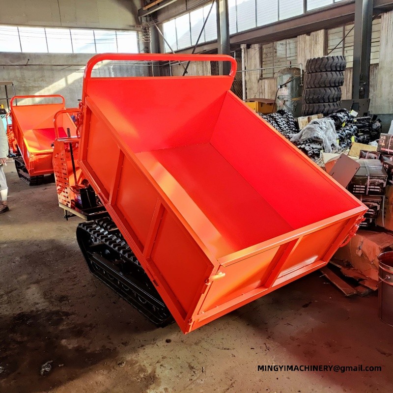 tracked transport vehicle