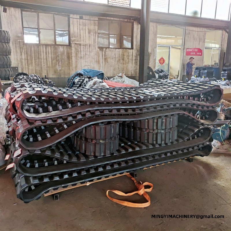 tracked cargo carrier