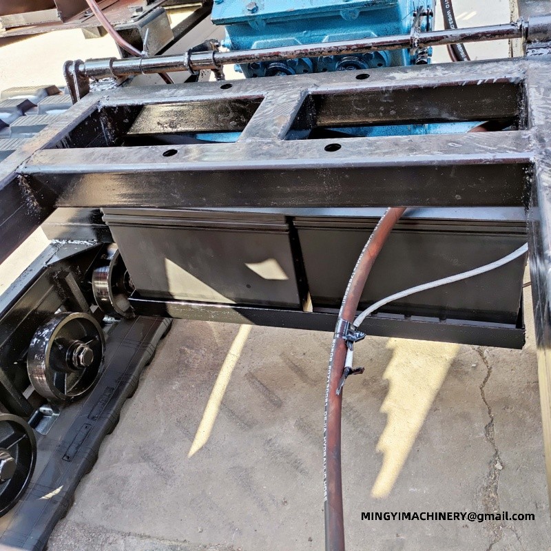 tracked cargo carrier