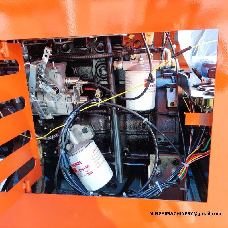 mini tracked carrier