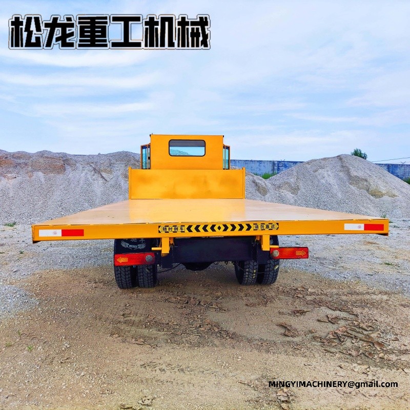 articulated dumper with crane