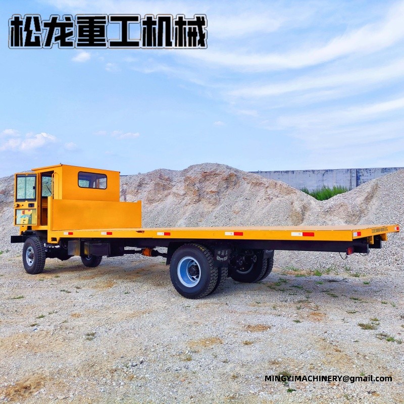 4x4 cargo transporter with hydraulic tipper