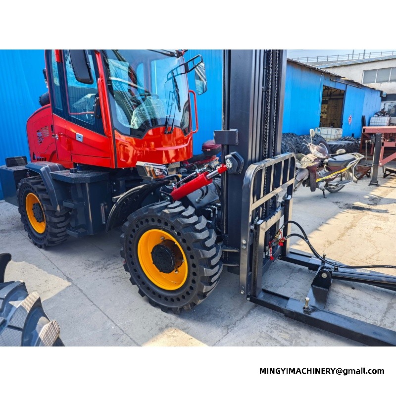 4 wheel drive forklift