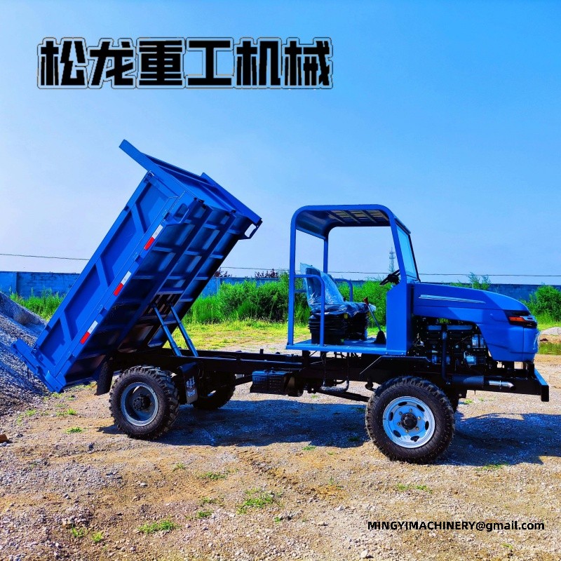 4WD trash transport vehicle
