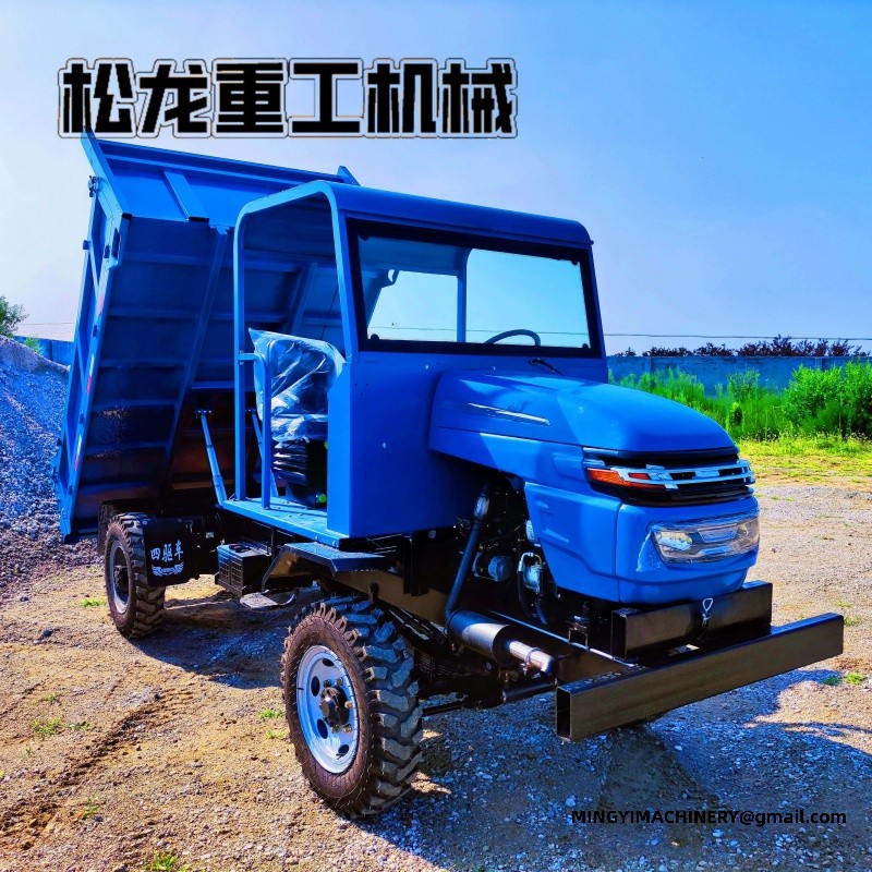 4WD trash transport vehicle