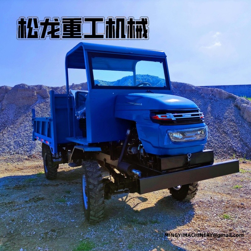 4WD trash transport vehicle