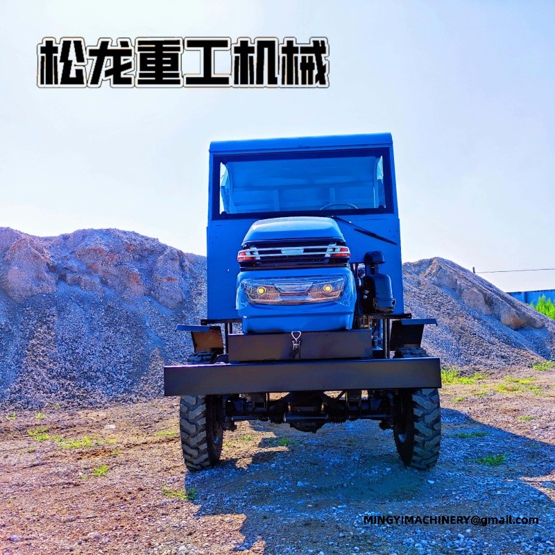 4WD trash transport vehicle