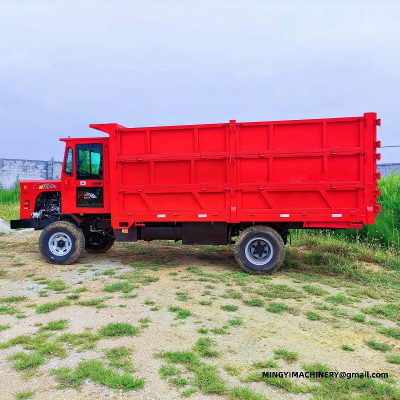 4WD trash transport vehicle