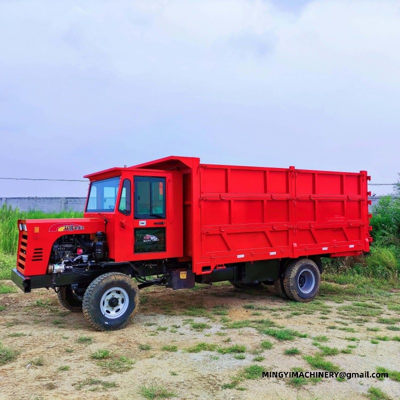 4WD trash transport vehicle
