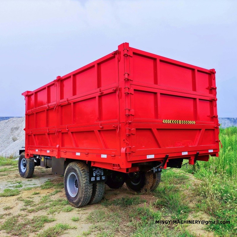 4WD trash transport vehicle